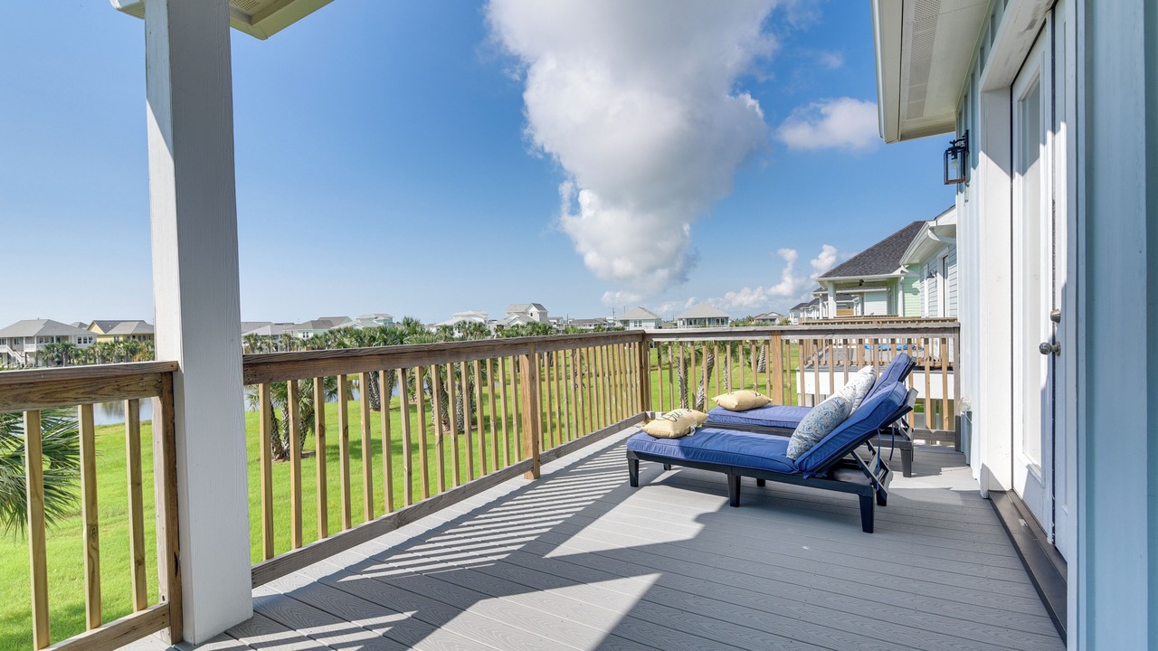 Photo of Patio Balcony in Terramar Beach