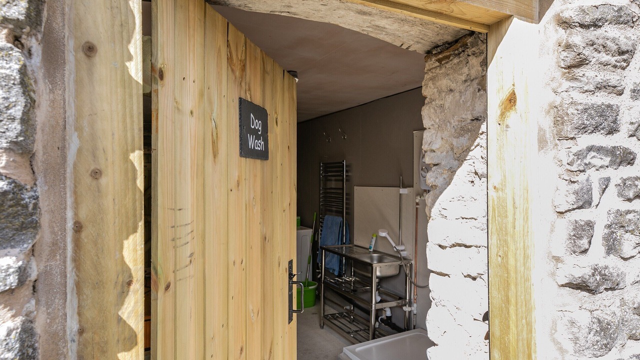 Photo of Others in Litton