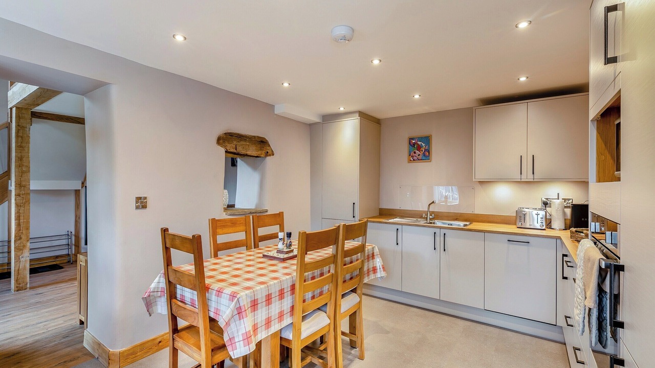 Photo of Others in Litton