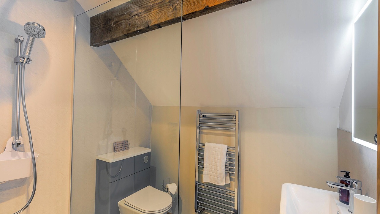 Photo of Others in Litton