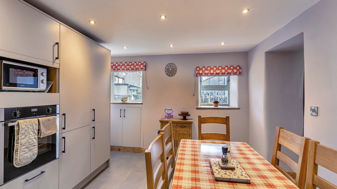 Photo of Others in Litton