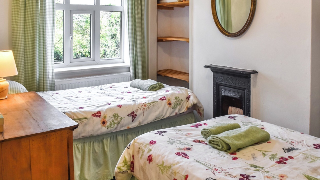 Photo of Others in Foxley