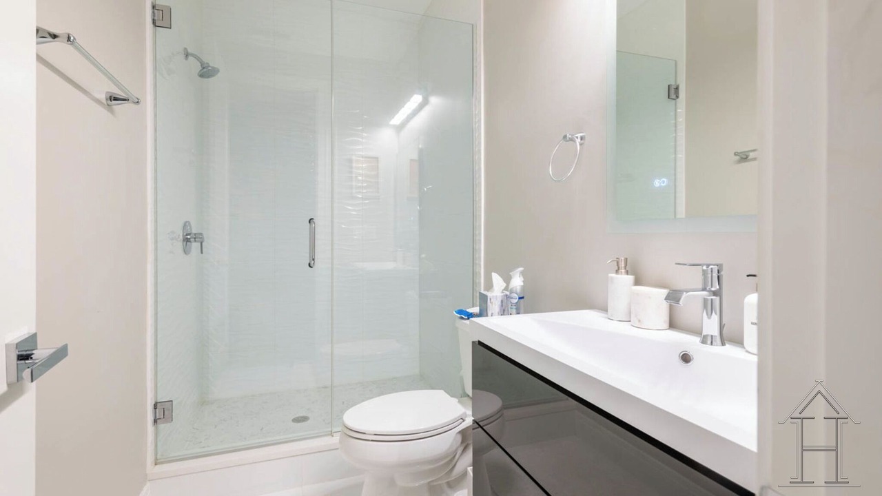 Photo of Bathroom in Washington Park