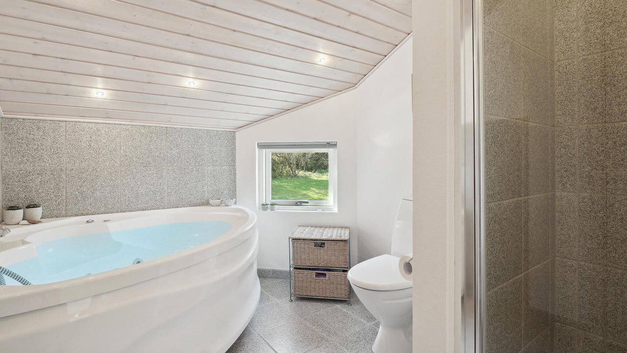 Photo of Bathroom in Vestervig