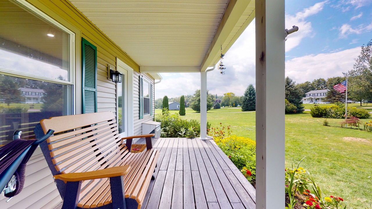 Photo of Patio Balcony in Town of Benton