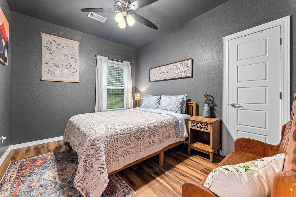 Photo of Bedroom in Eureka Springs