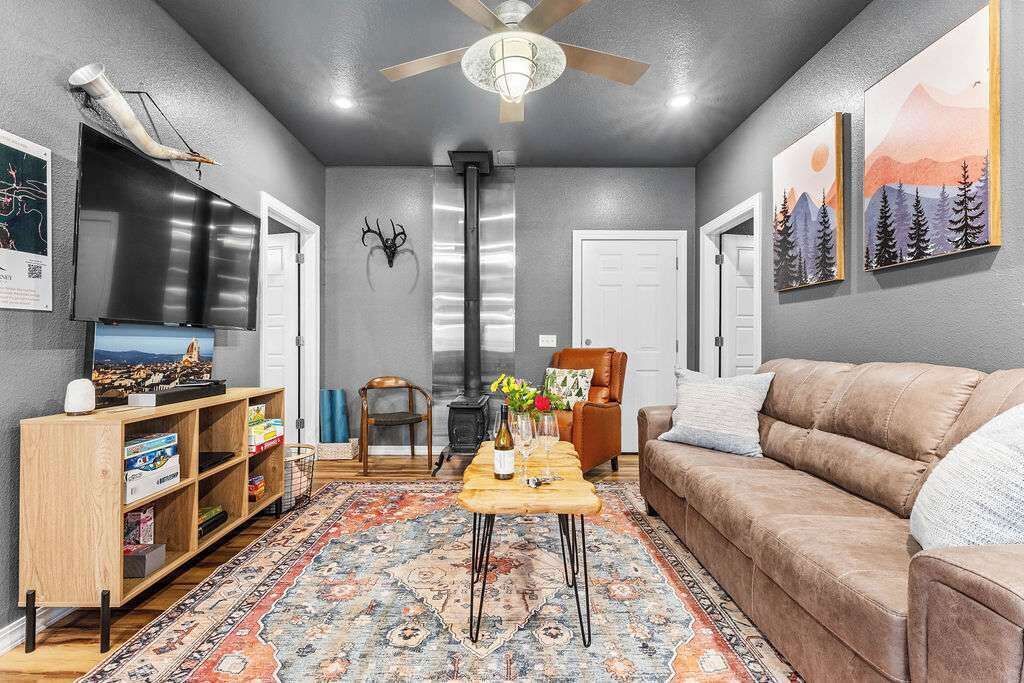 Photo of Livingroom in Eureka Springs
