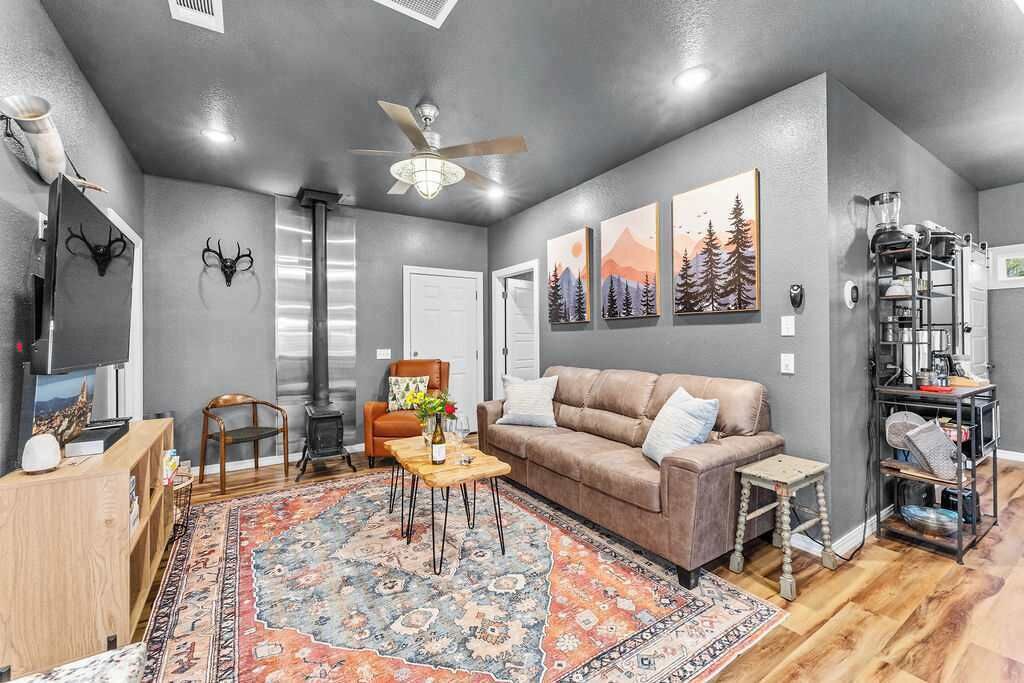 Photo of Livingroom in Eureka Springs