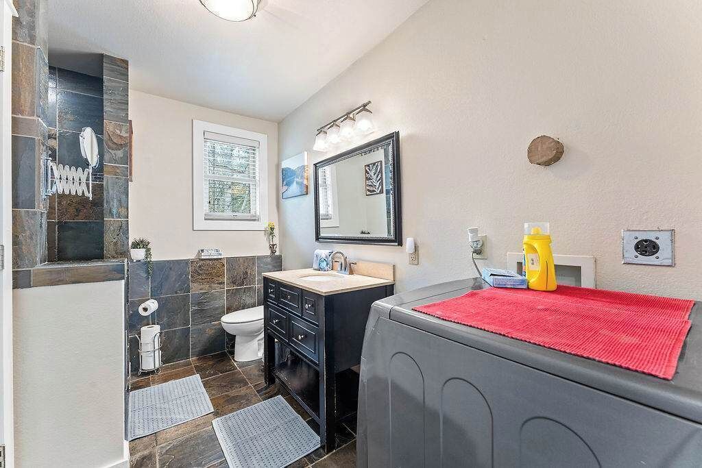 Photo of Bathroom in Eureka Springs