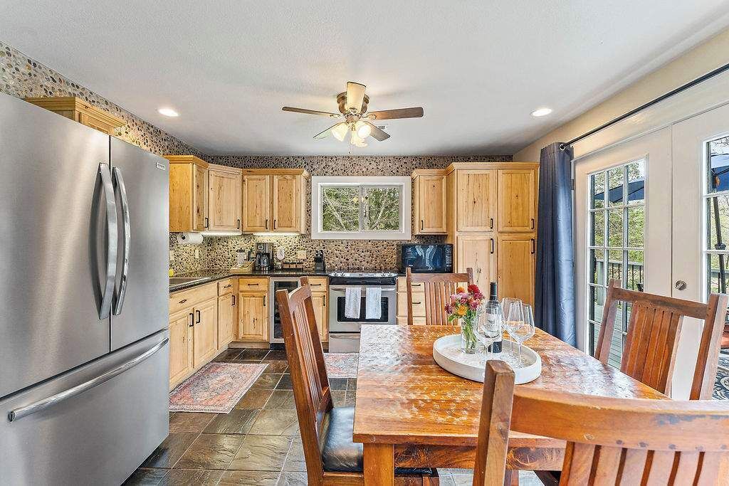 Photo of Kitchen in Eureka Springs