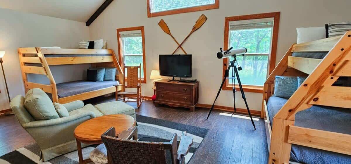 Photo of Bedroom in Eureka Springs