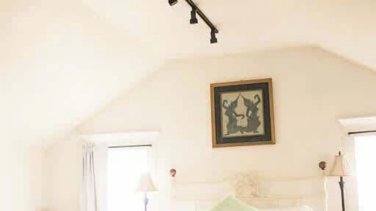Photo of Bedroom in Eureka Springs Historic District