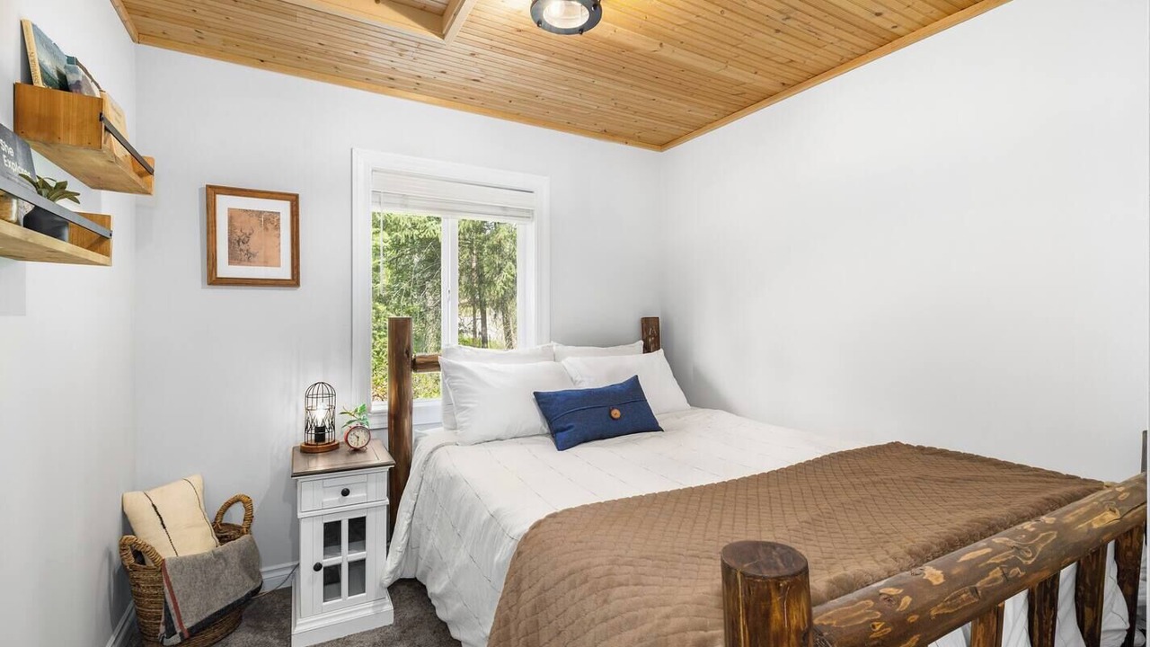 Photo of Bedroom in Newport