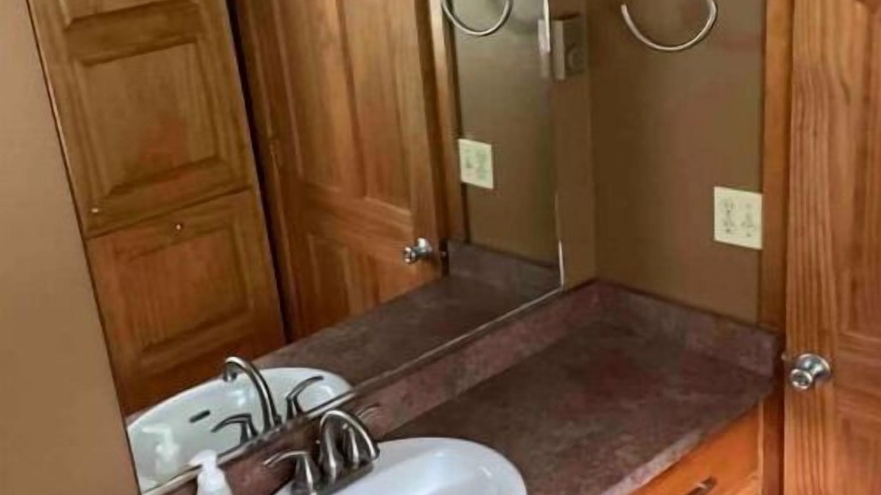 Photo of Bathroom in Derrick City