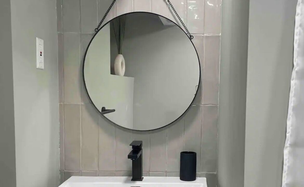 Photo of Bathroom in East New York