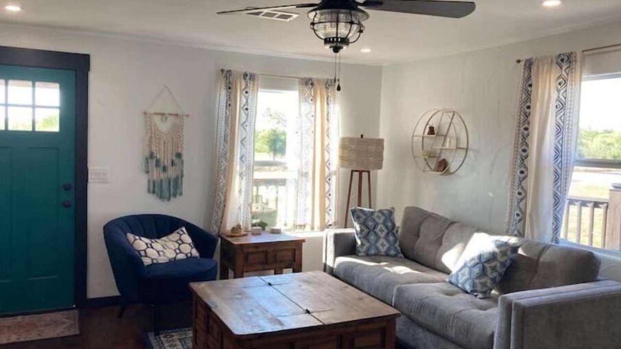 Photo of Livingroom in Del Valle