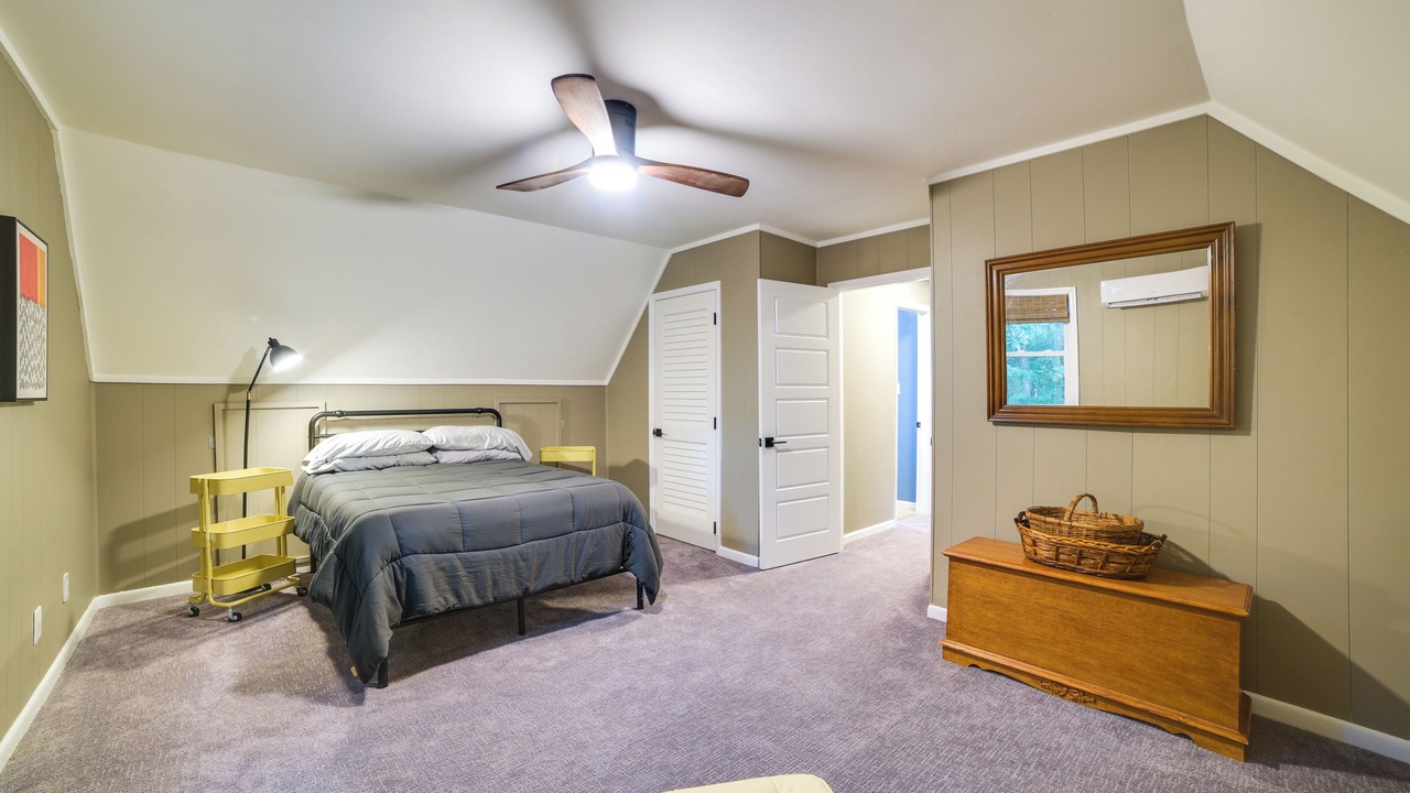 Photo of Bedroom in Valdosta