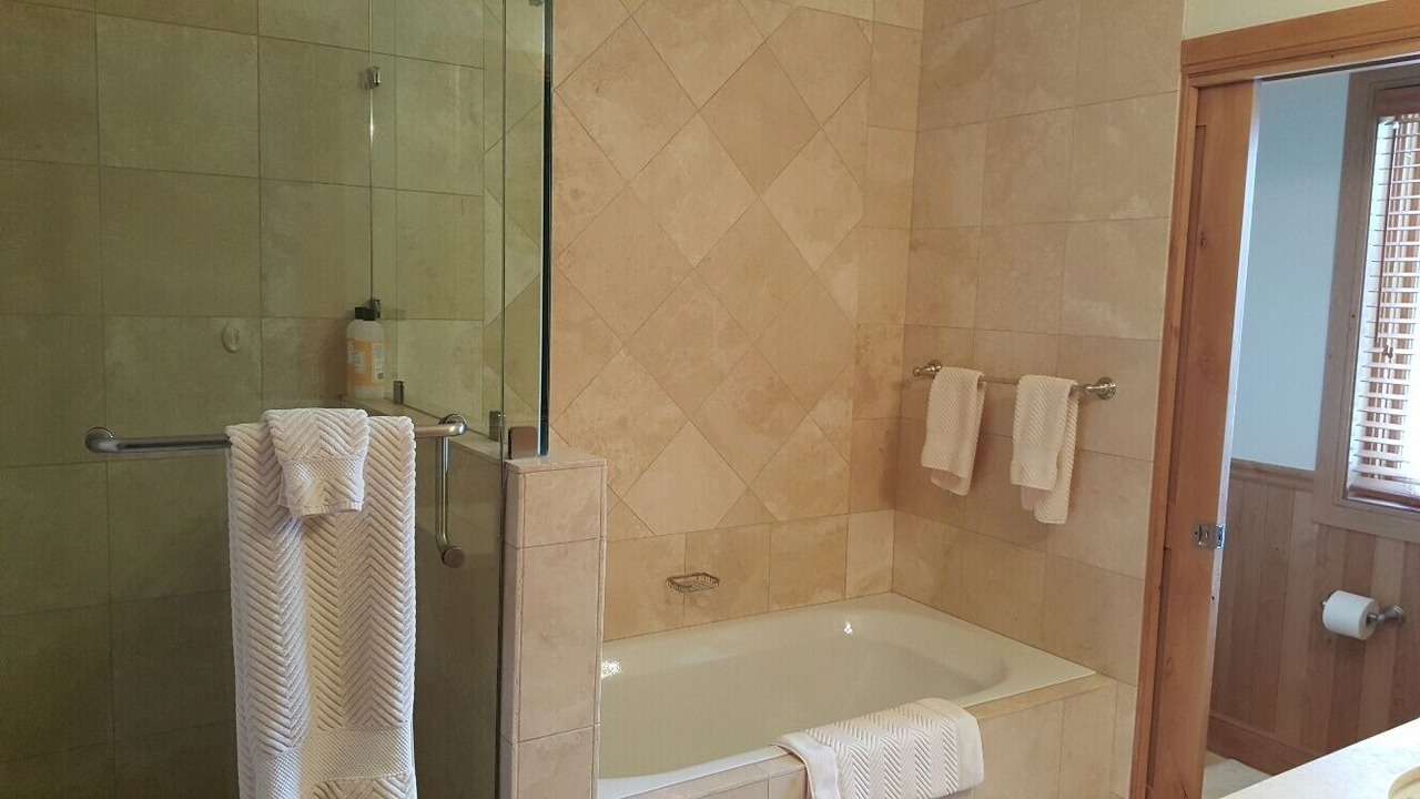 Photo of Bathroom in Sugar Bowl Resort