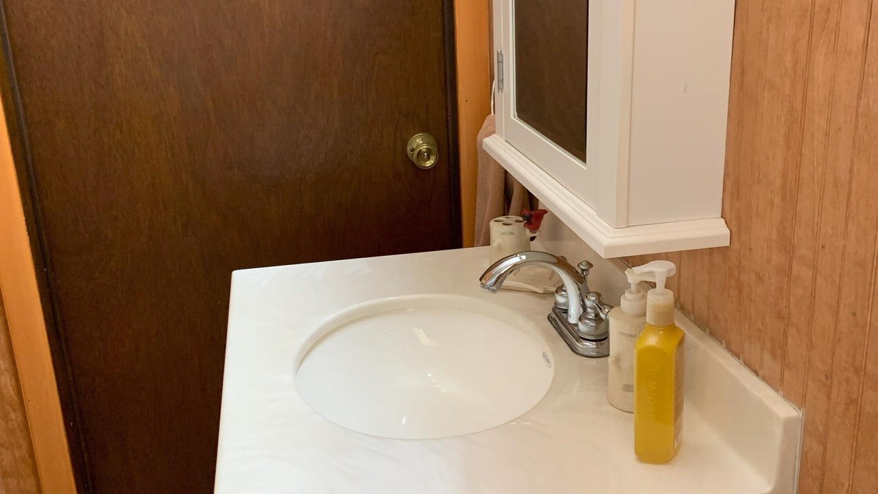 Photo of Bathroom in Pottsboro