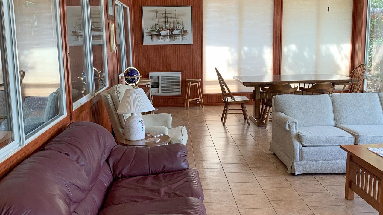 Photo of Livingroom in Pottsboro