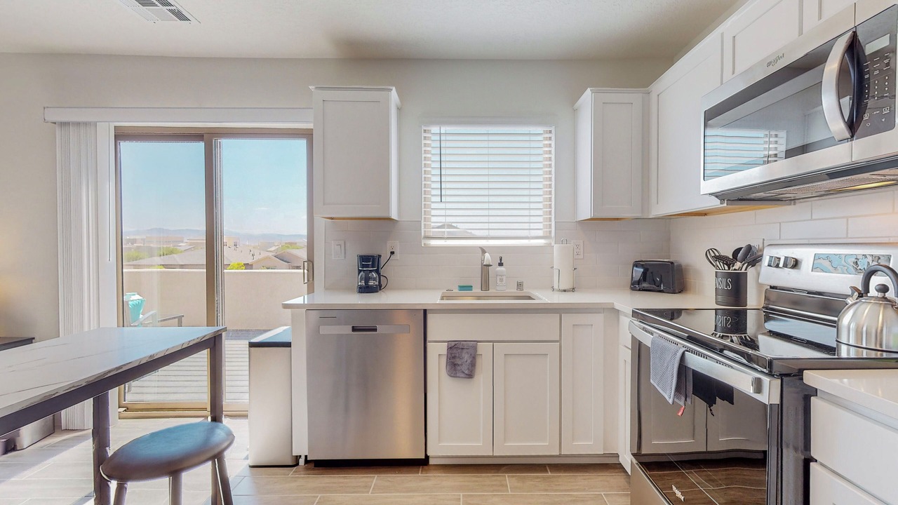 Photo of Kitchen in Mesa Del Sol Innovation Park