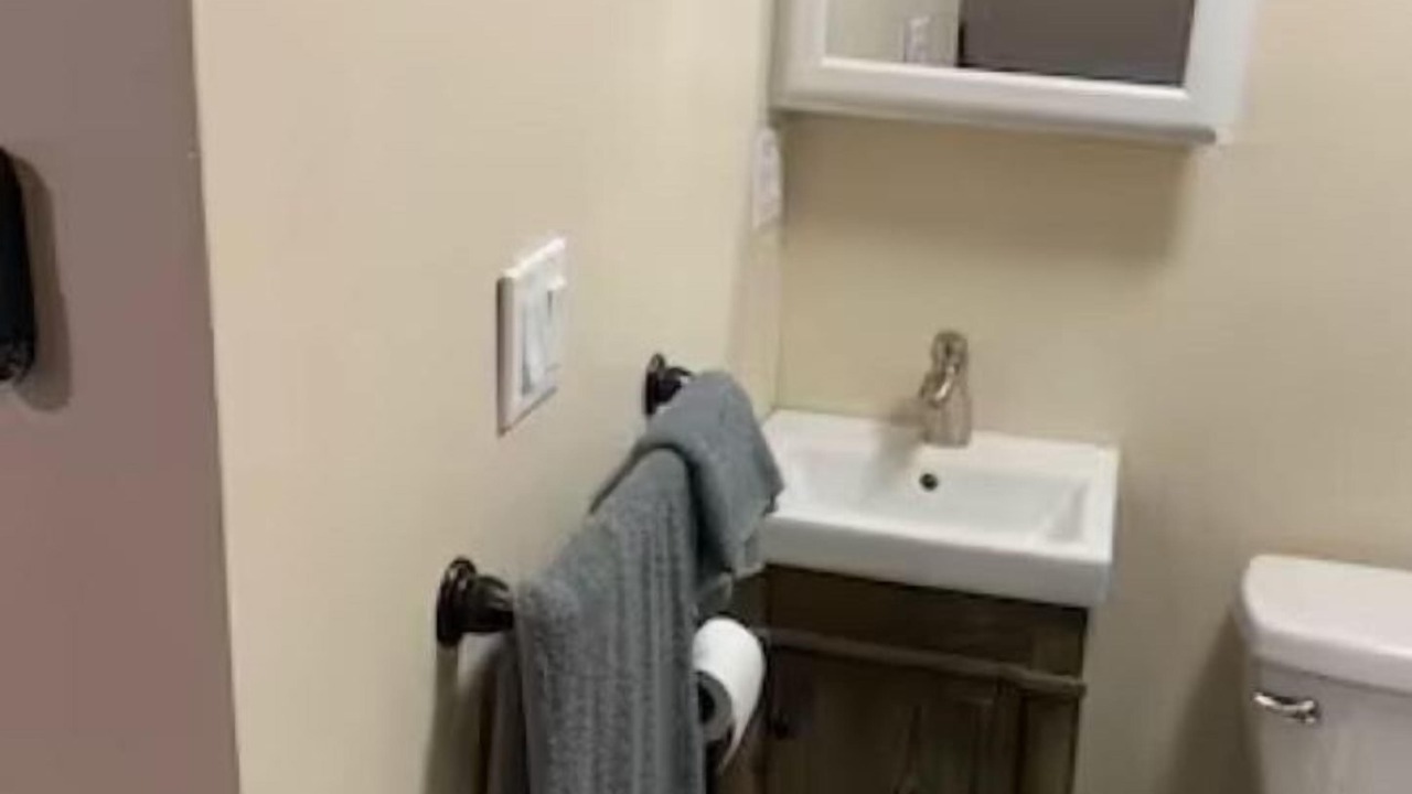 Photo of Bathroom in Hurricane