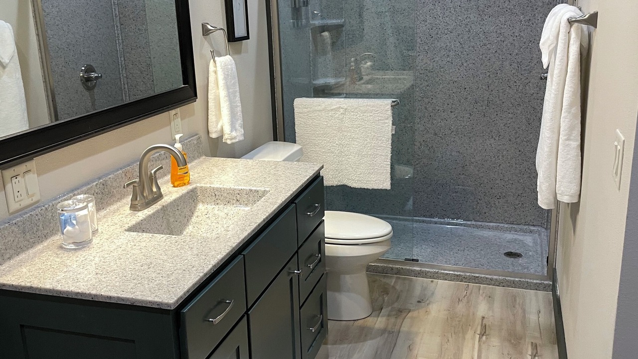 Photo of Bathroom in Russell