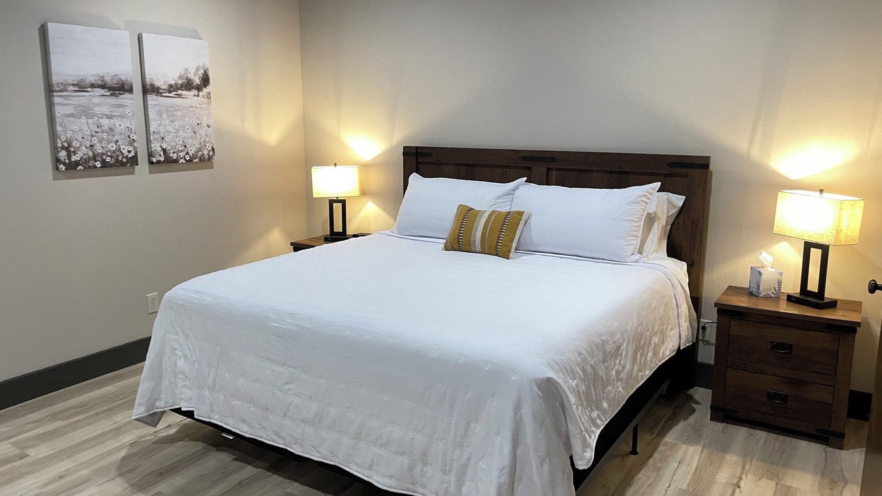 Photo of Bedroom in Russell