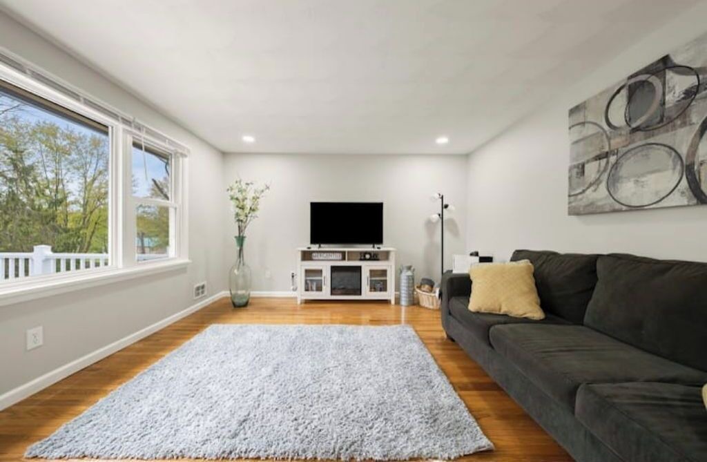 Photo of Livingroom in Penfield