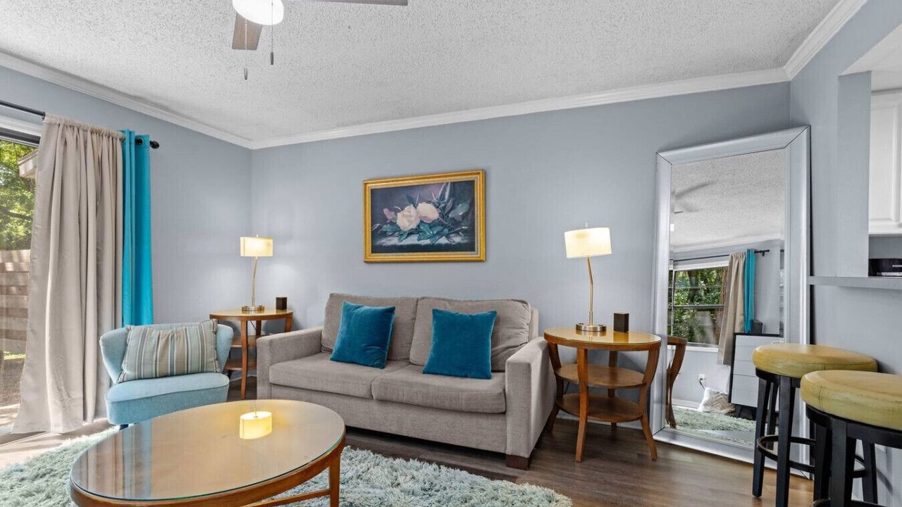 Photo of Livingroom in Gainesville