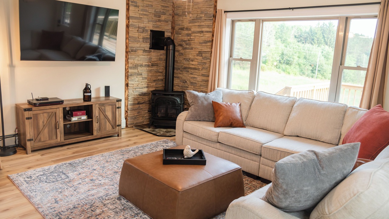 Photo of Livingroom in Ellicottville