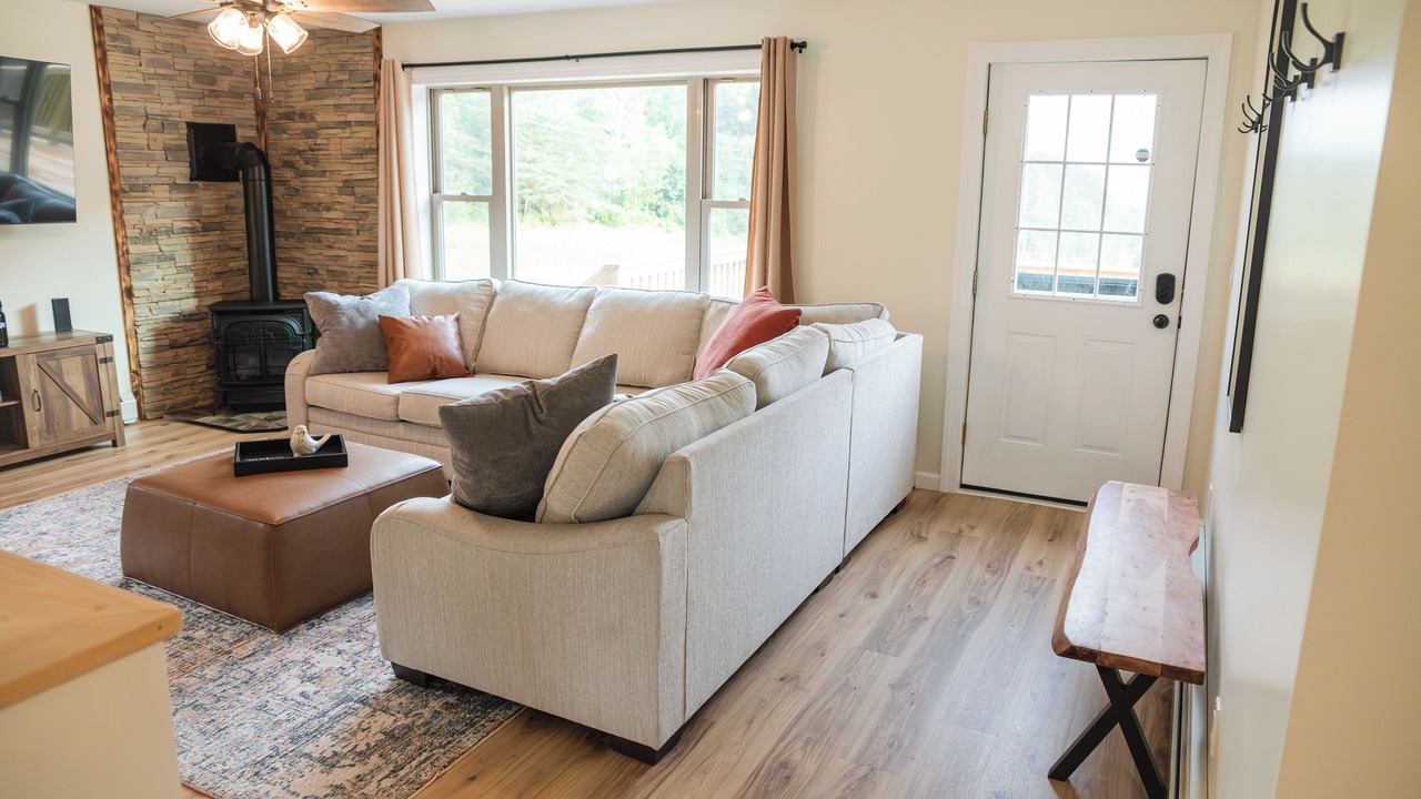 Photo of Livingroom in Ellicottville