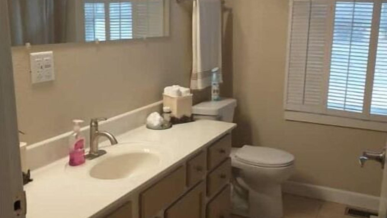 Photo of Bathroom in Lenox
