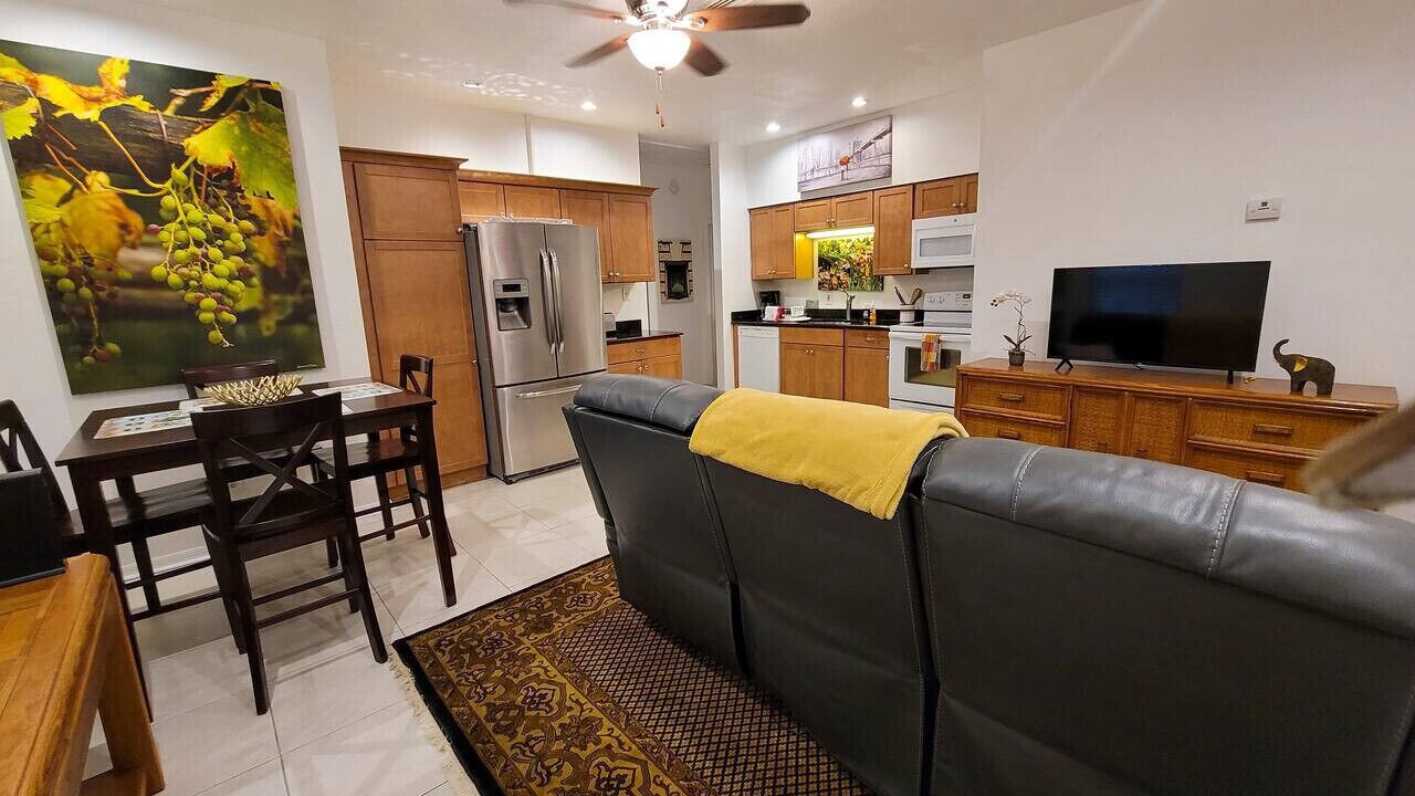 Photo of Others in Pleasant Street