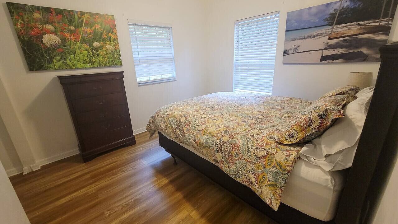 Photo of Bedroom in Pleasant Street