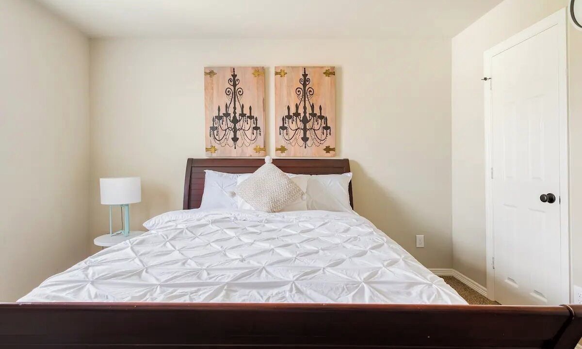 Photo of Bedroom in Clodine