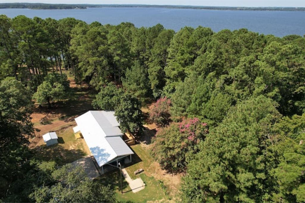 Photo of Outdoor in Avinger