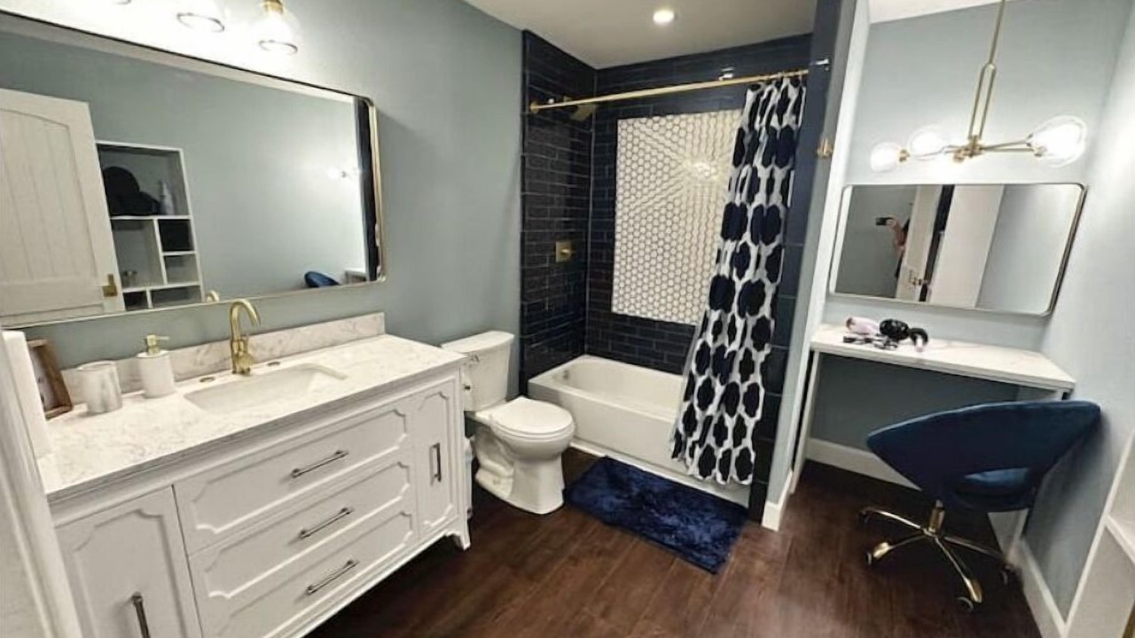 Photo of Bathroom in Avinger