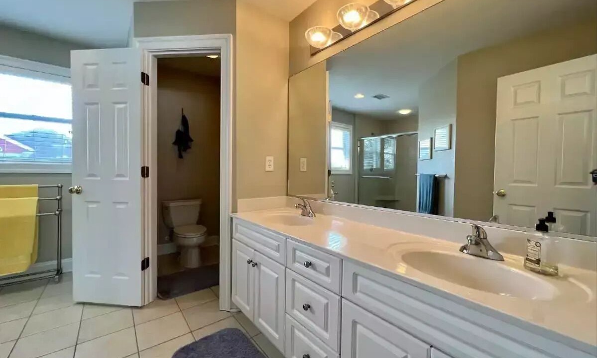 Photo of Bathroom in Ocean Sands