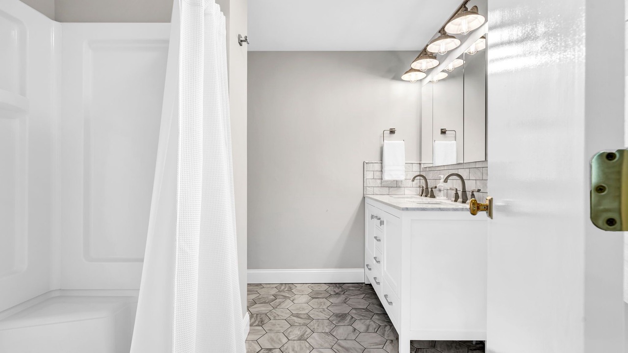 Photo of Bathroom in Southern Coast