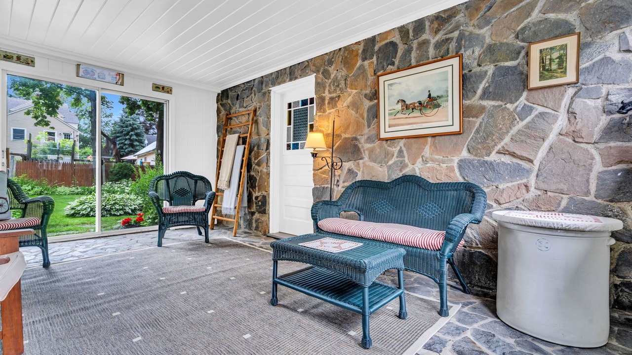 Photo of Livingroom in Southern Coast