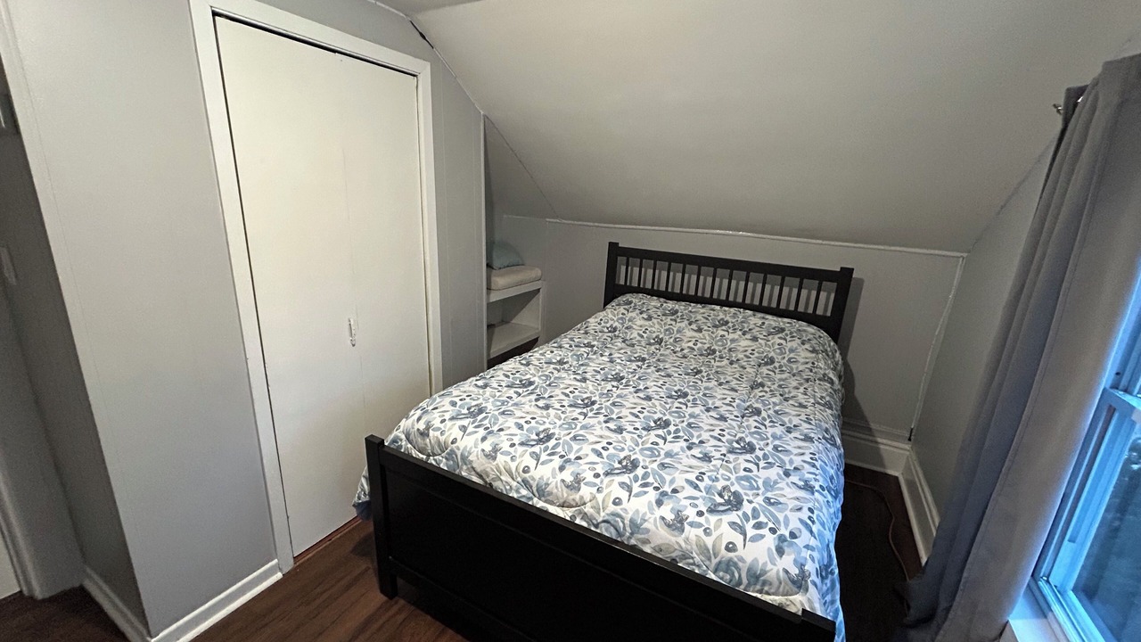 Photo of Bedroom in Napanee