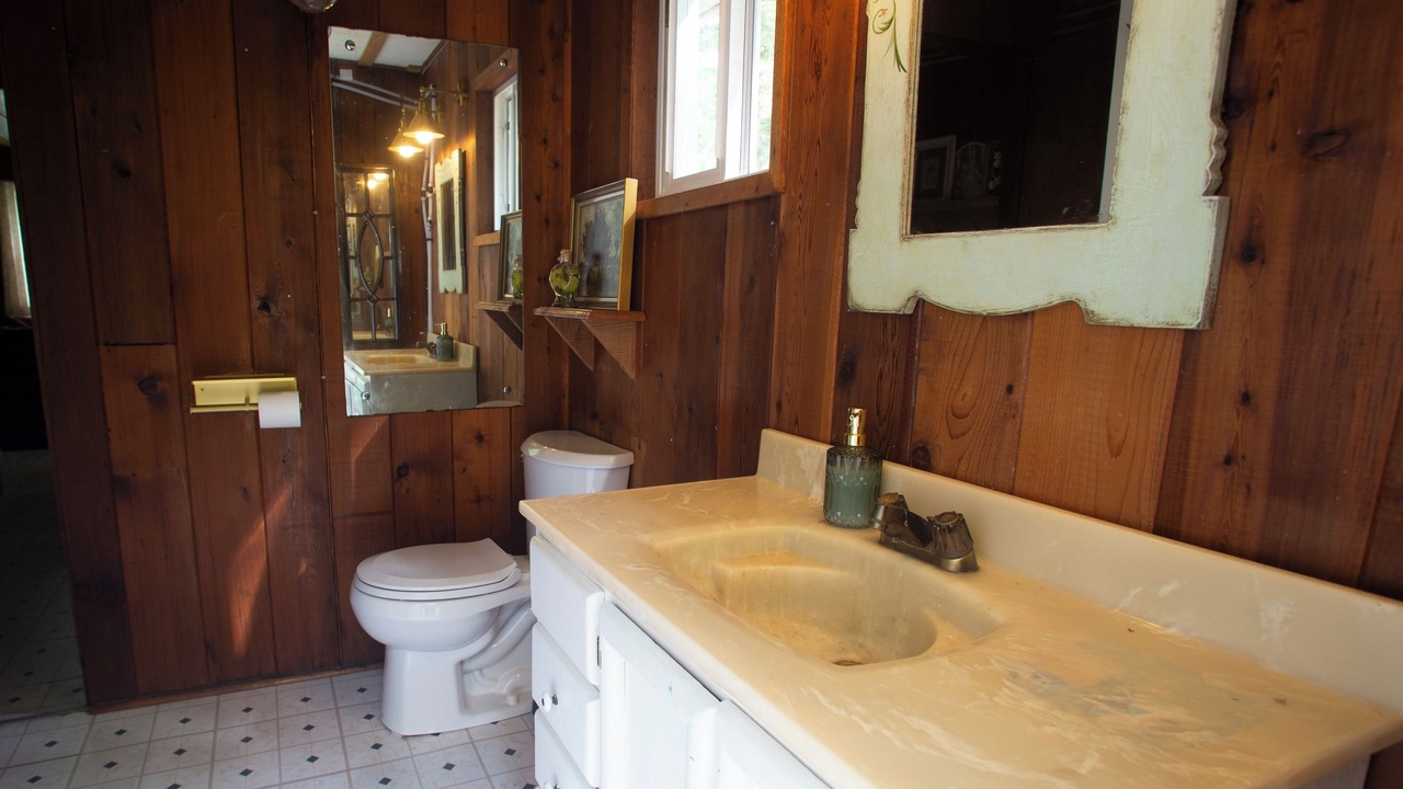 Photo of Bathroom in Marblemount