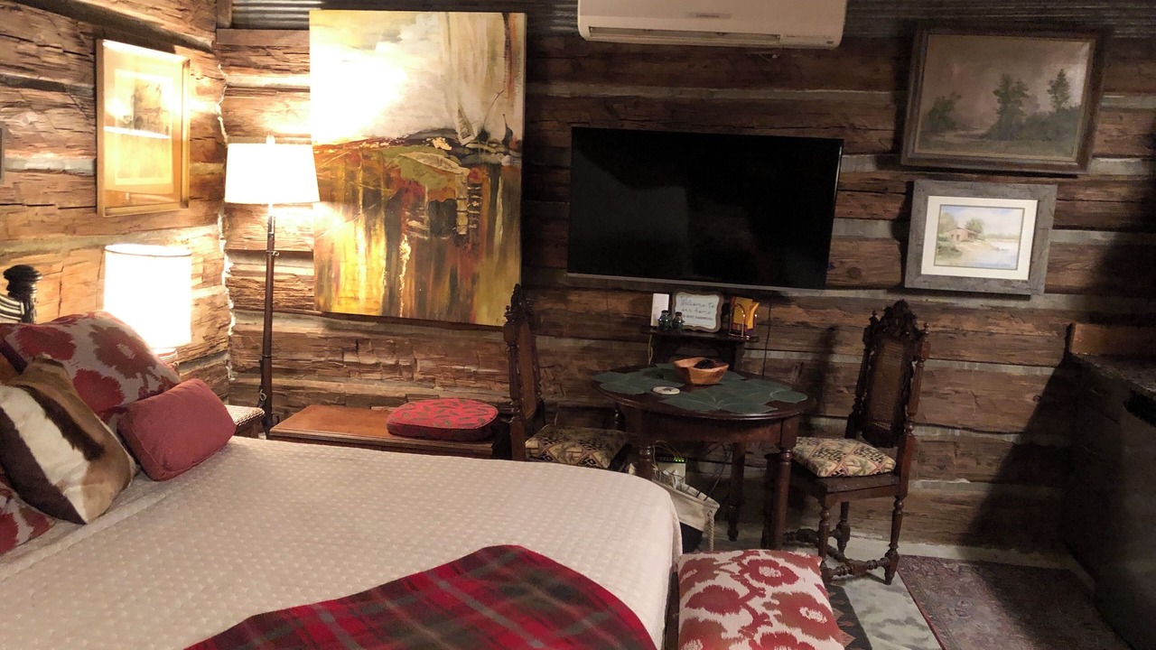 Photo of Bedroom in Clarksdale