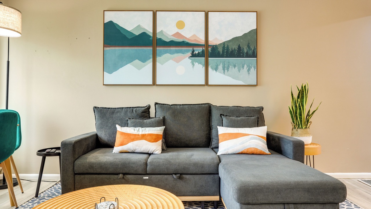 Photo of Livingroom in Old Ballard