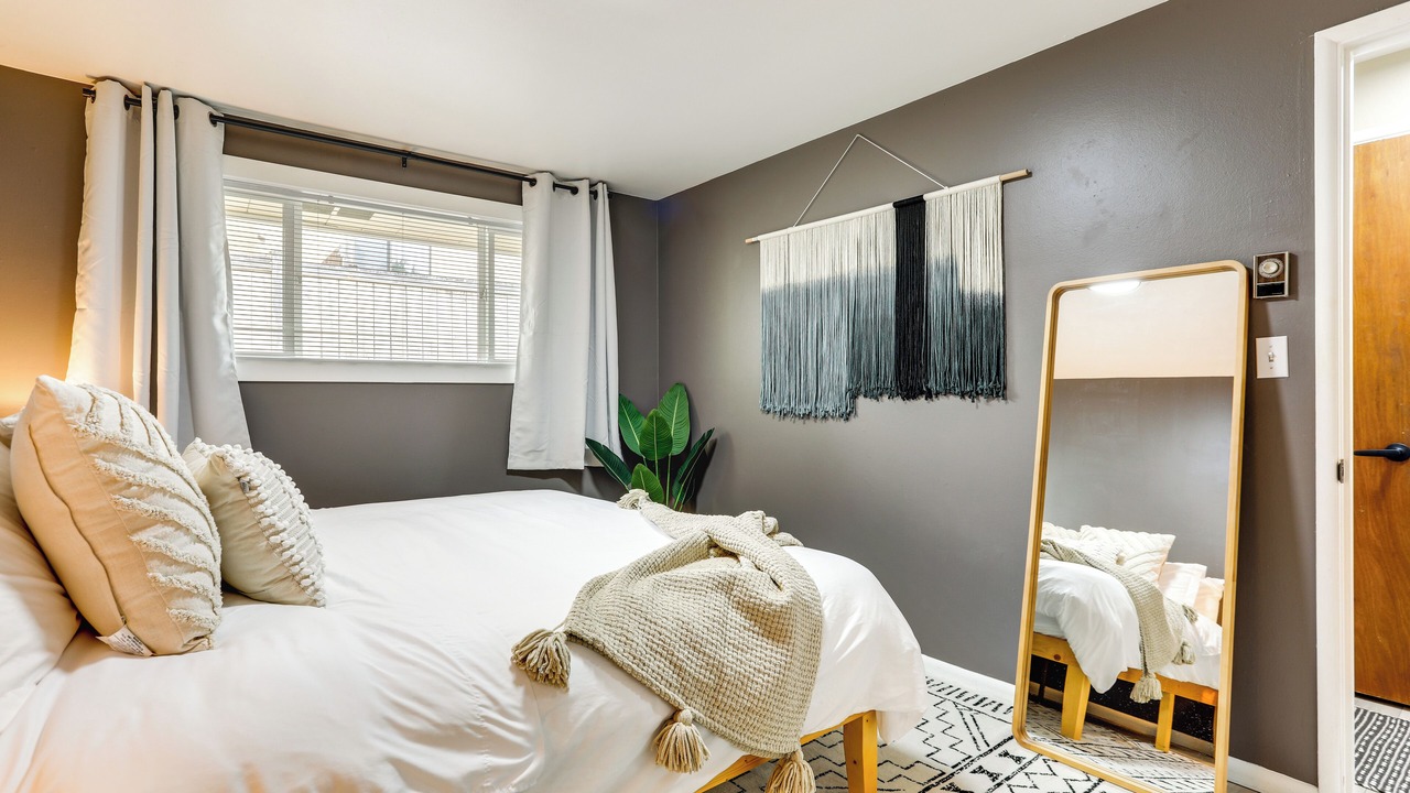 Photo of Bedroom in Old Ballard