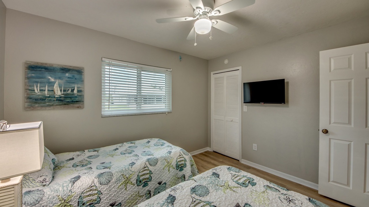 Photo of Bedroom in Caloosahatchee