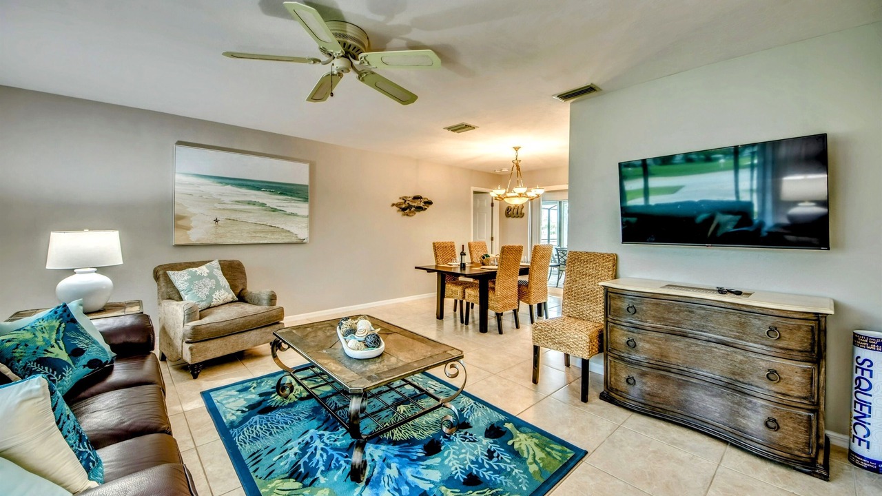 Photo of Livingroom in Caloosahatchee