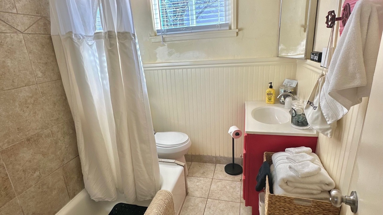 Photo of Bathroom in Panguitch