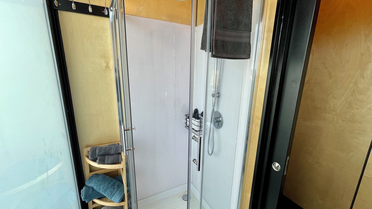 Photo of Bathroom in Hangatiki